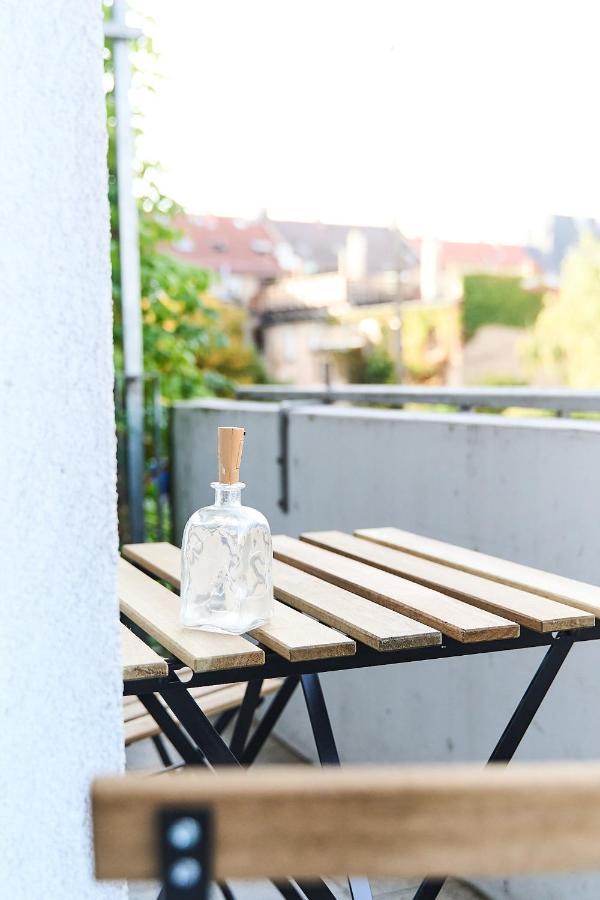 N2 Centrally Located 3-Room Apartment With Balcony Or Individual Rooms Karlsruhe Ngoại thất bức ảnh